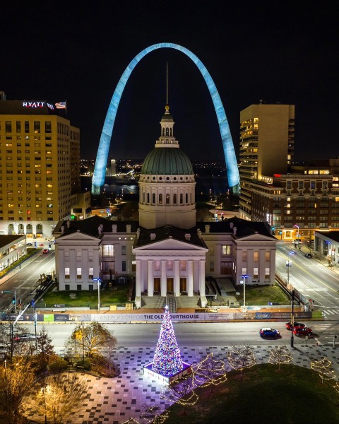 St-Louis-Gateway-Arch-lighting-upgrade_Elation_5